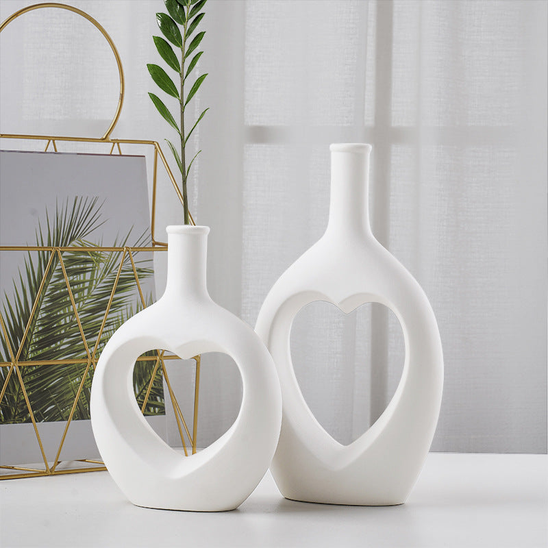 Nordic Hollow Heart Ceramic Vase – Modern Minimalist Home Art