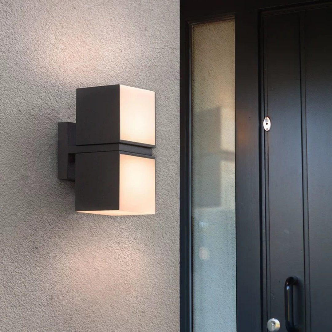 Outdoor Waterproof Balcony Wall Lamp Villa Street Lamp